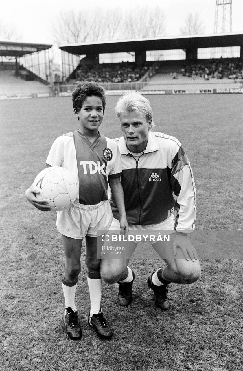 Peter Larsson, Ajax med en ung supporter