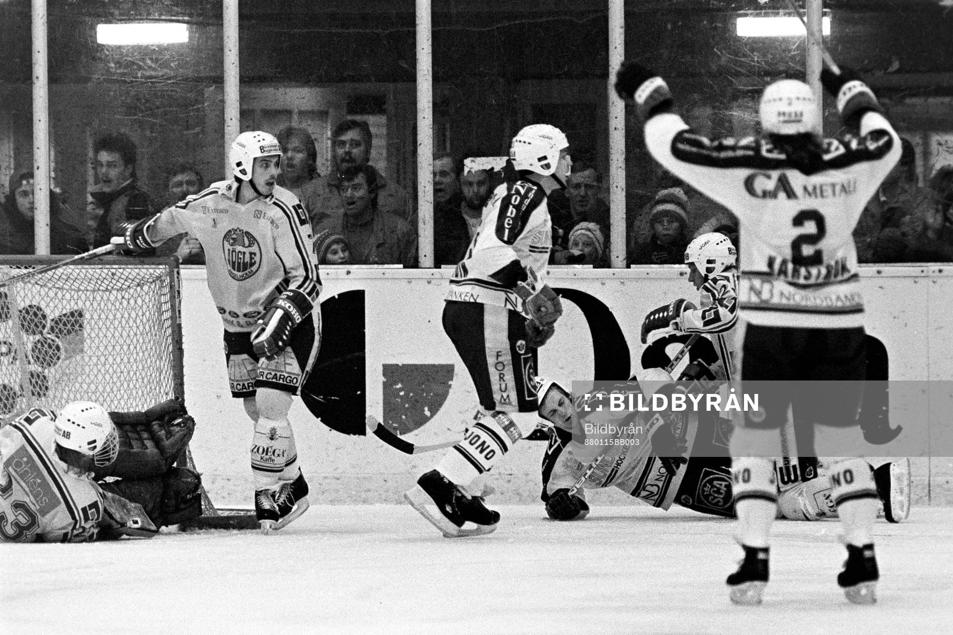 Tuffa tag , Rögles Billy Nilsson, målvakt och Hannu Niemi