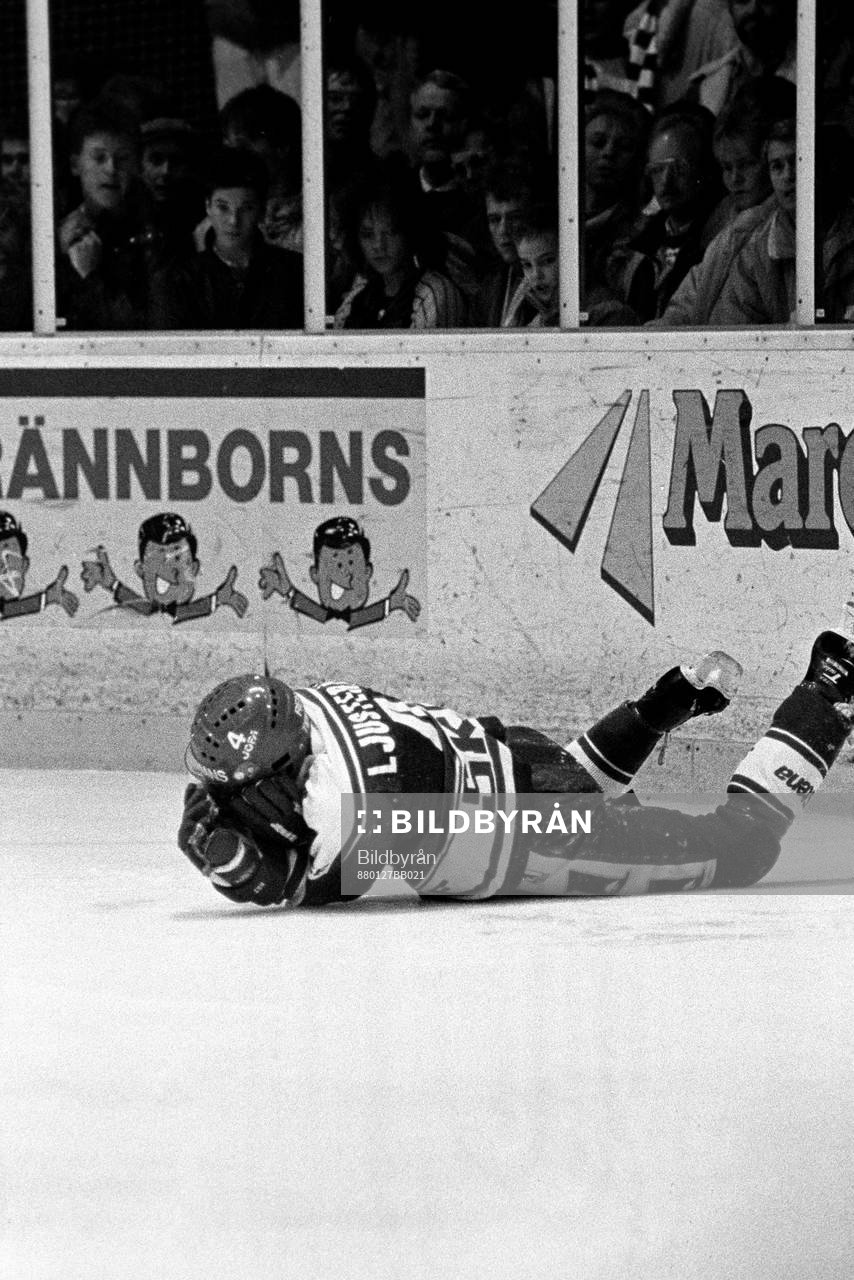 Per Ljusteräng, Frölunda ligger på isen