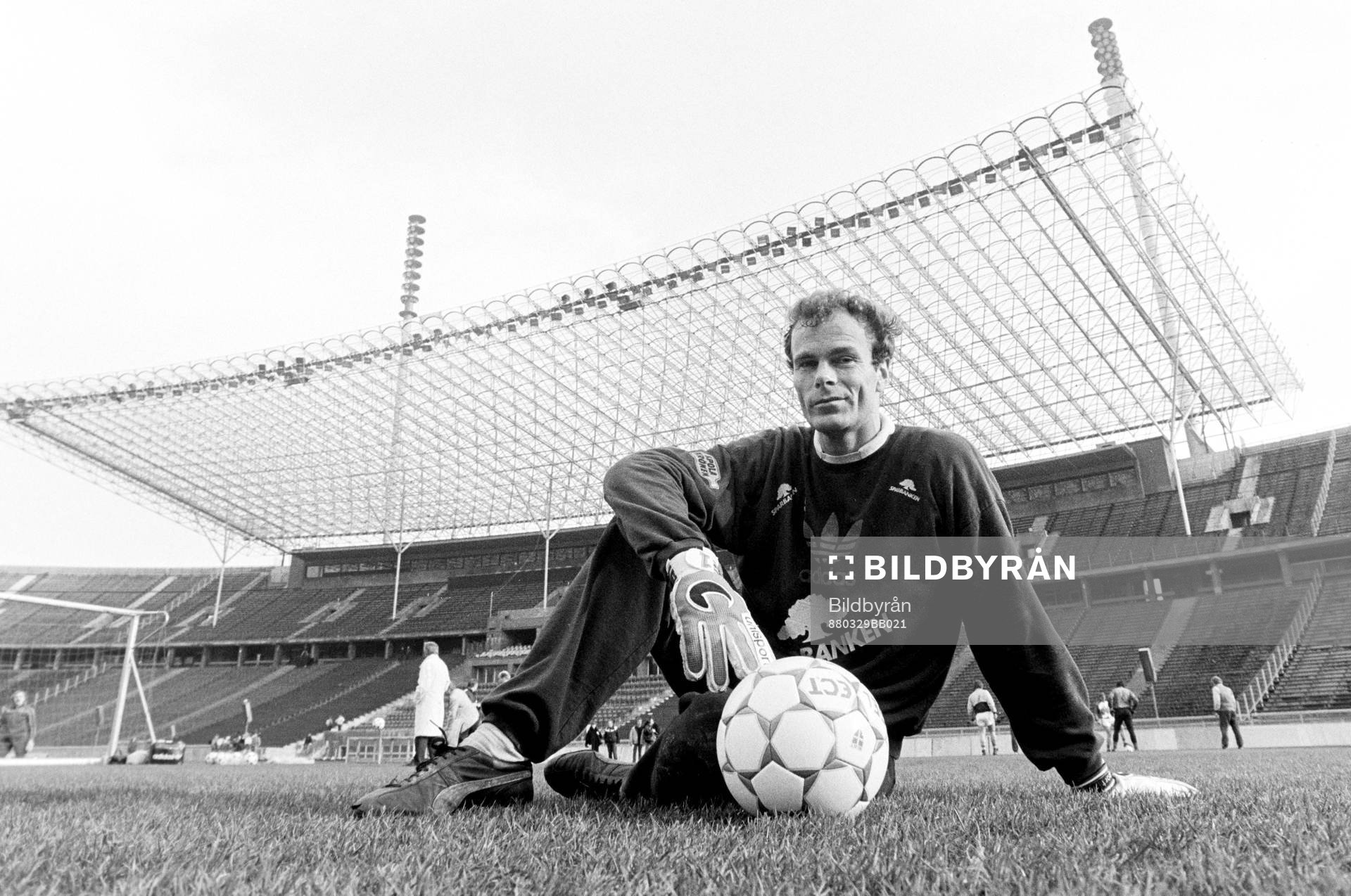 Fotboll, För-EM, Sverige, Träning: Jan Möller, målvakt.