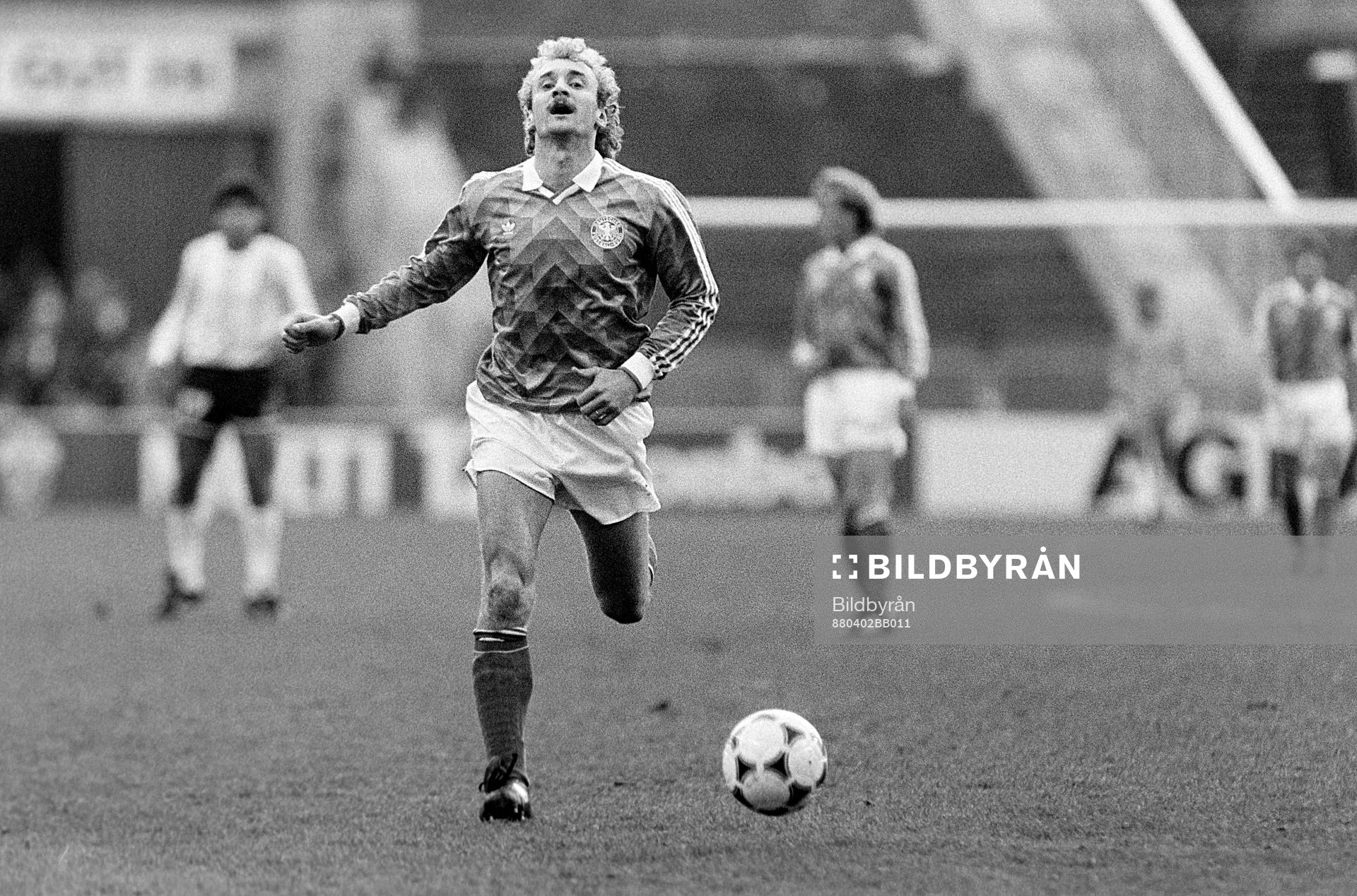 Rudi Völler, Västtyskland med bollen