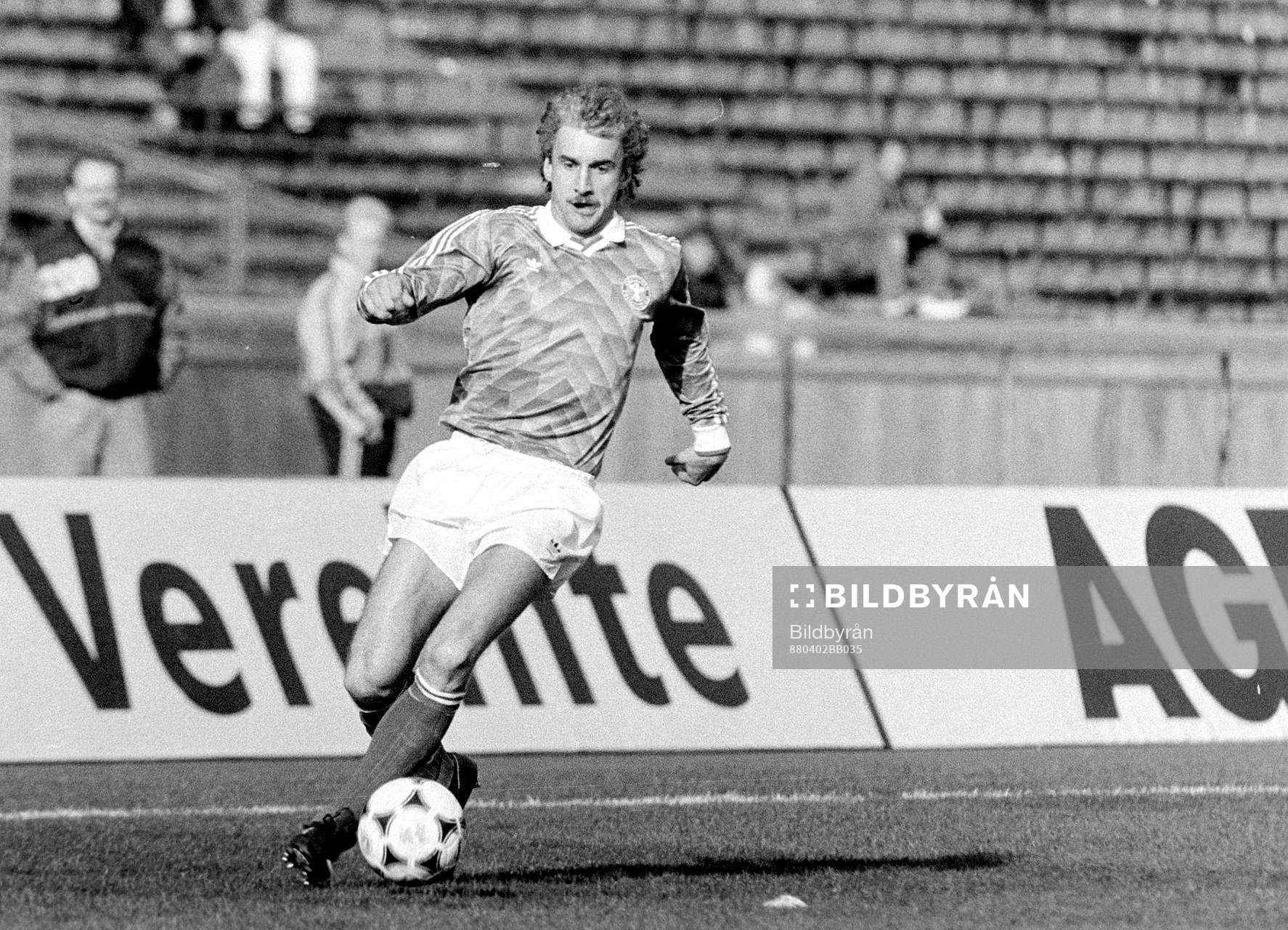 Rudi Völler, Västtyskland med bollen