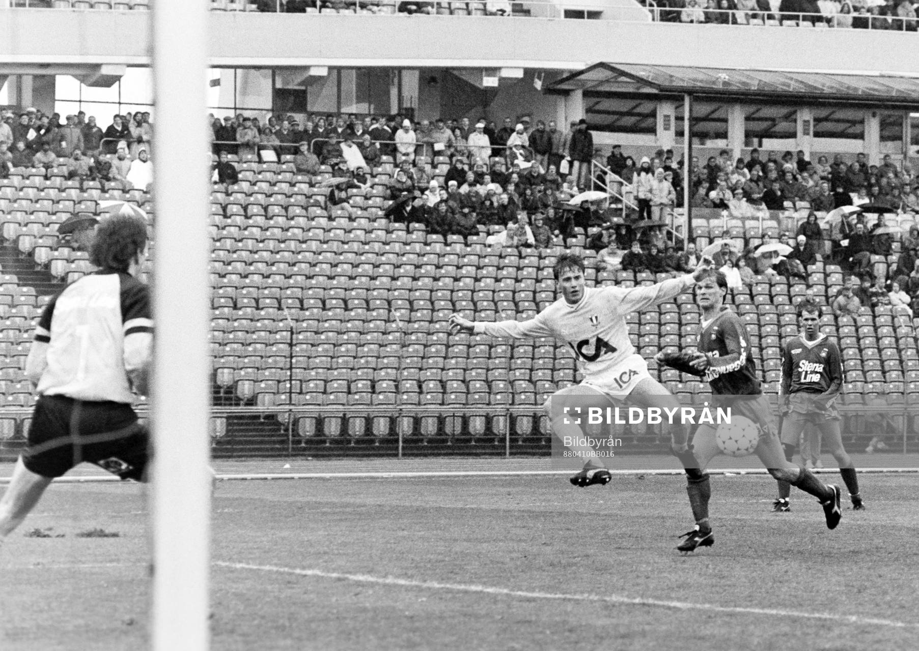 Roger Ljung, Malmö oroar örgrytes försvar