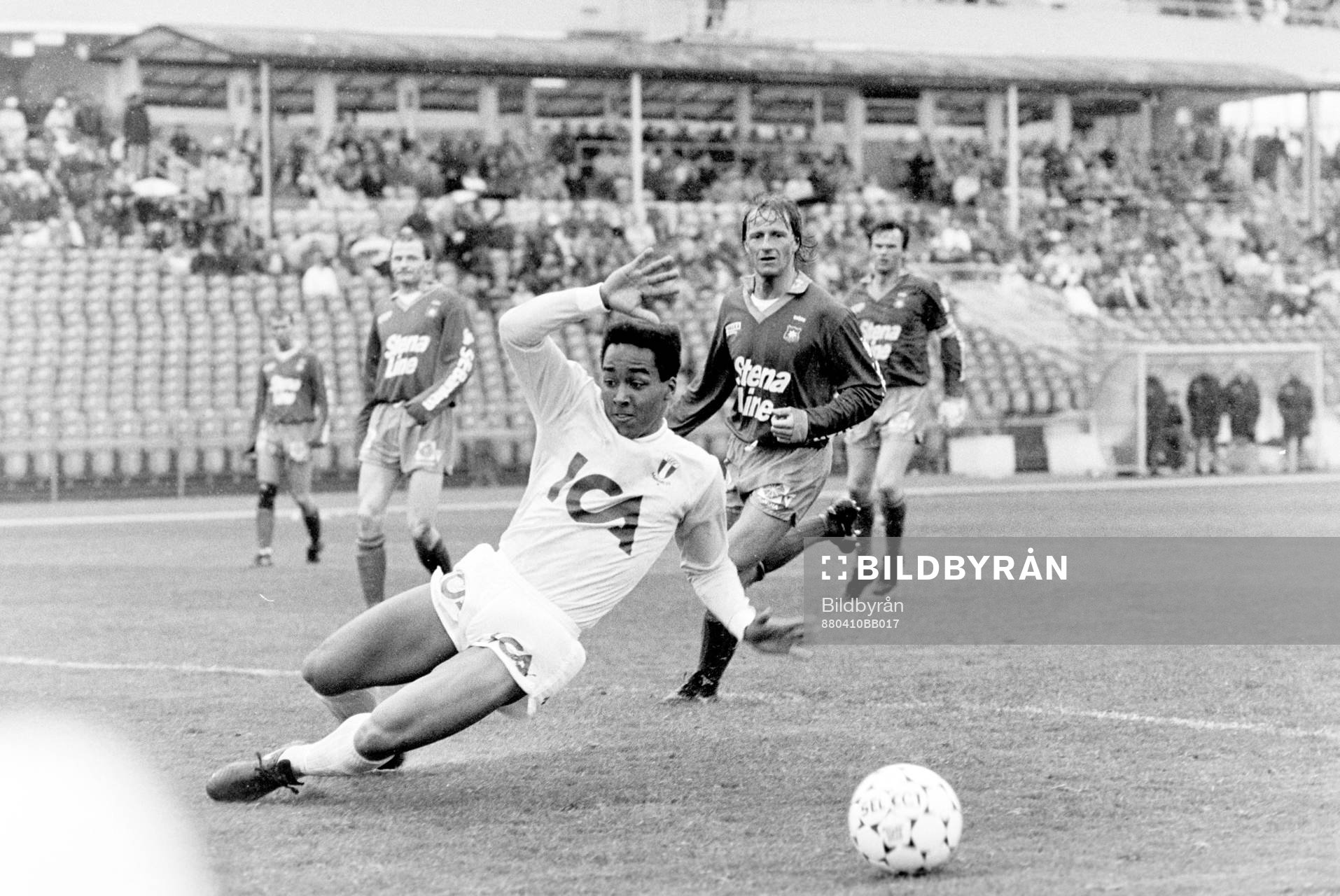 Martin Dahlin, Malmö oroar örgrytes försvar
