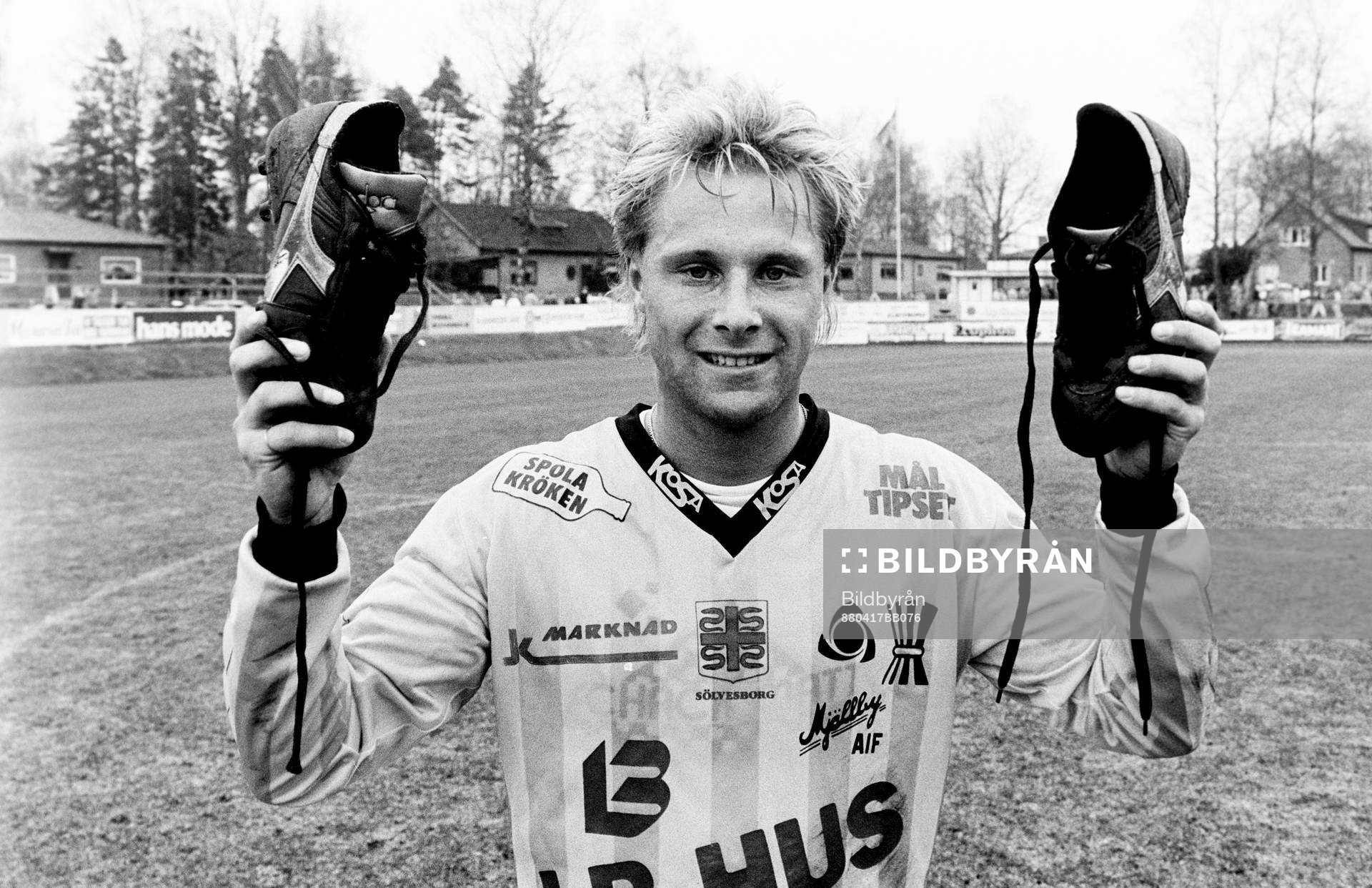 Mjällbys målskytt Alf Olsson jublar