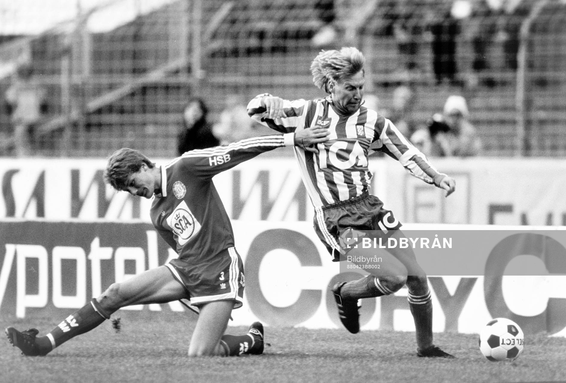 Fotboll, Allsvenskan, IFK Göteborg - GIF Sundsvall, 0-1: Michael Andersson, IFK Göteborg och Michael Brundin, Sundsvall.
