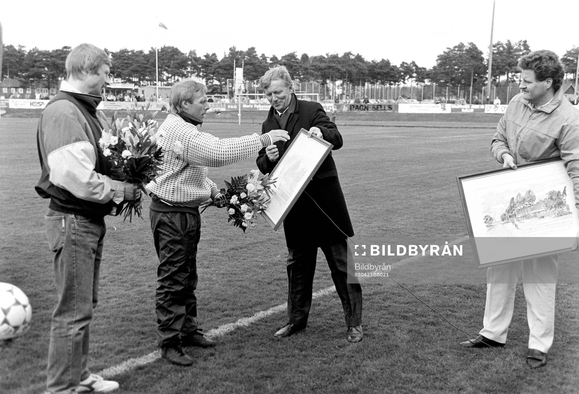Rolf-Inge Andersson Sven-Bertil Andersson tackades av innan