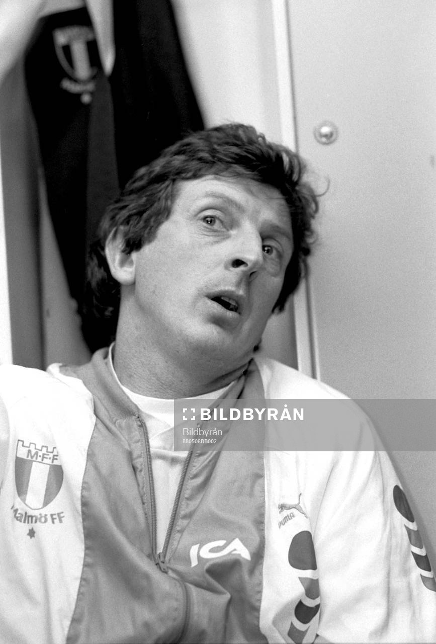 Malmös Roy Hodgson ser inte nöjd ut