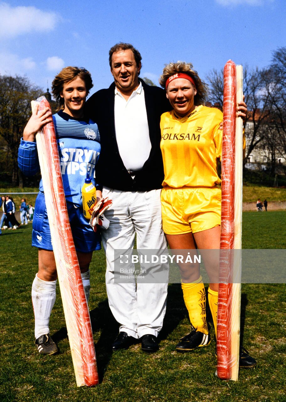 Matchens lirare i respektive lag får en falukorv i pris.