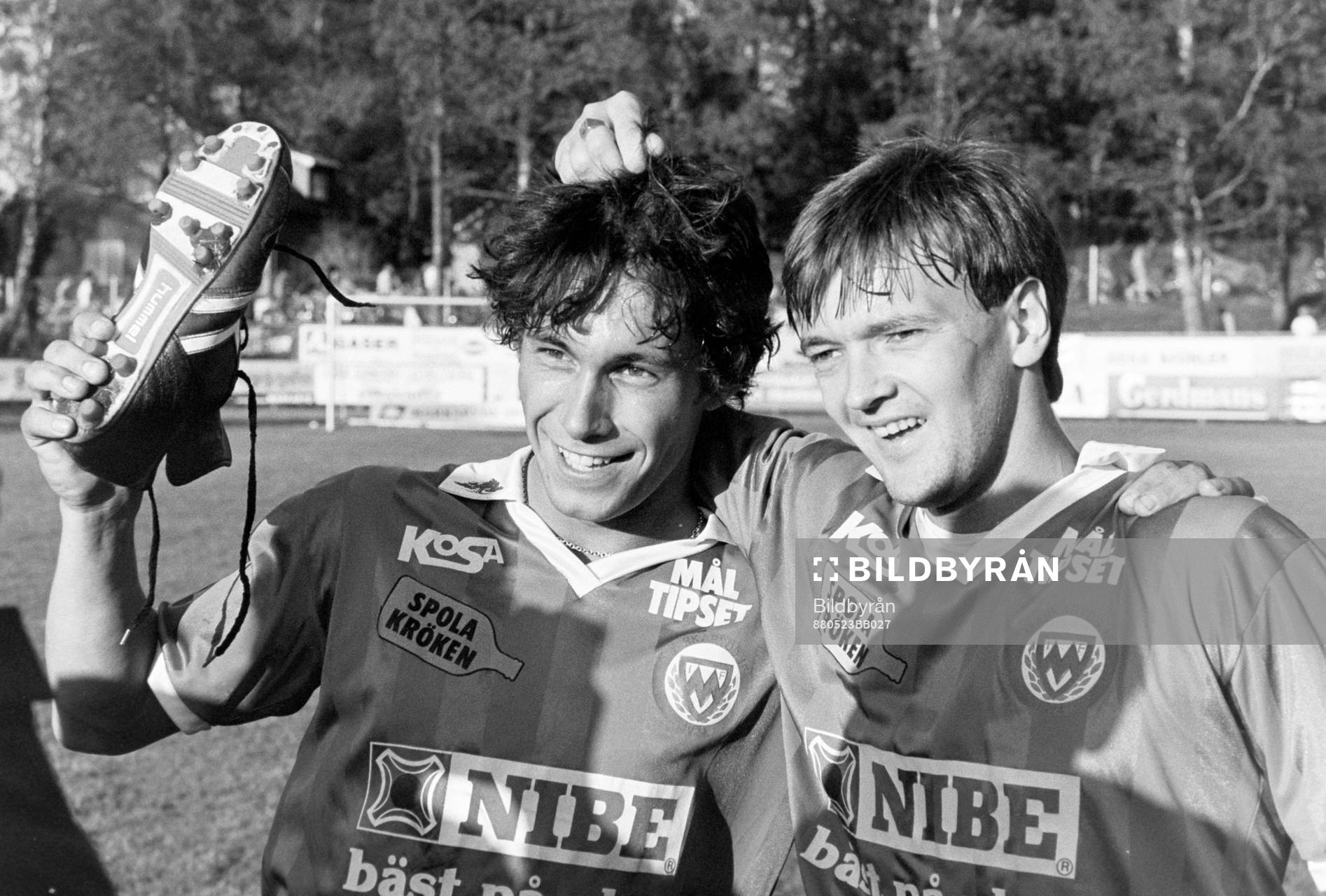 Markaryds målskyttar Mikael Broman tre mål och Jim Tolmie