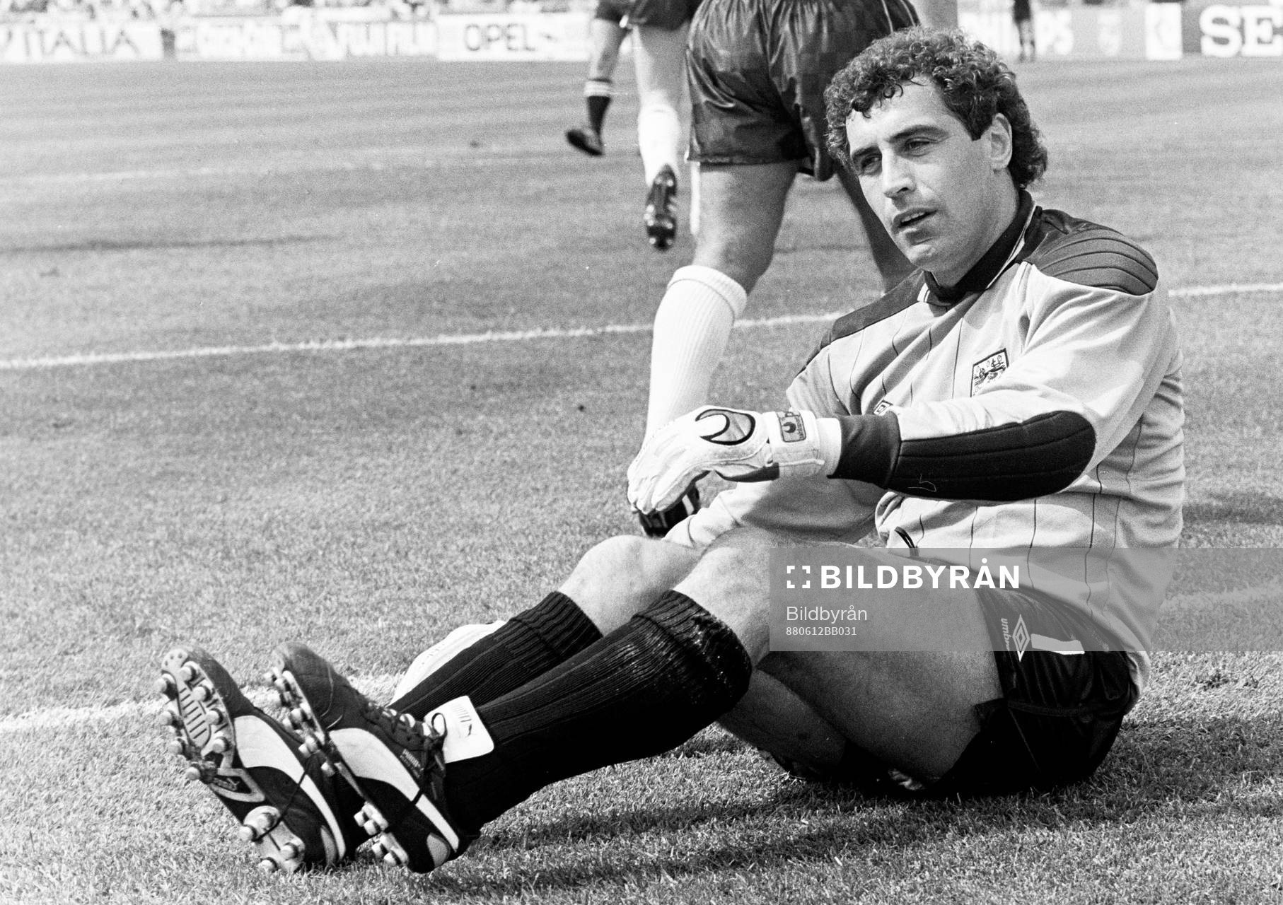 Peter Shilton, målvakt i England deppar