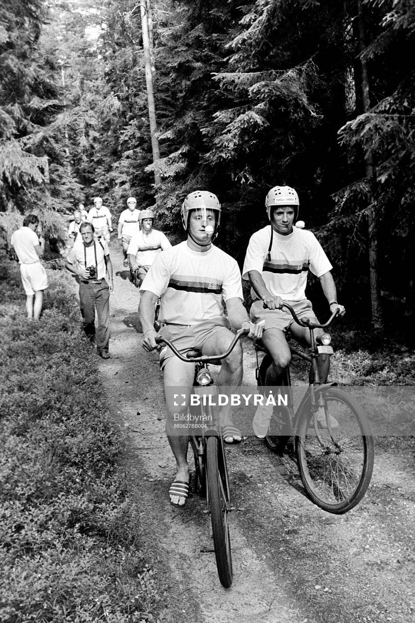 Anders Eldebrink i ledning i cykelloppet
