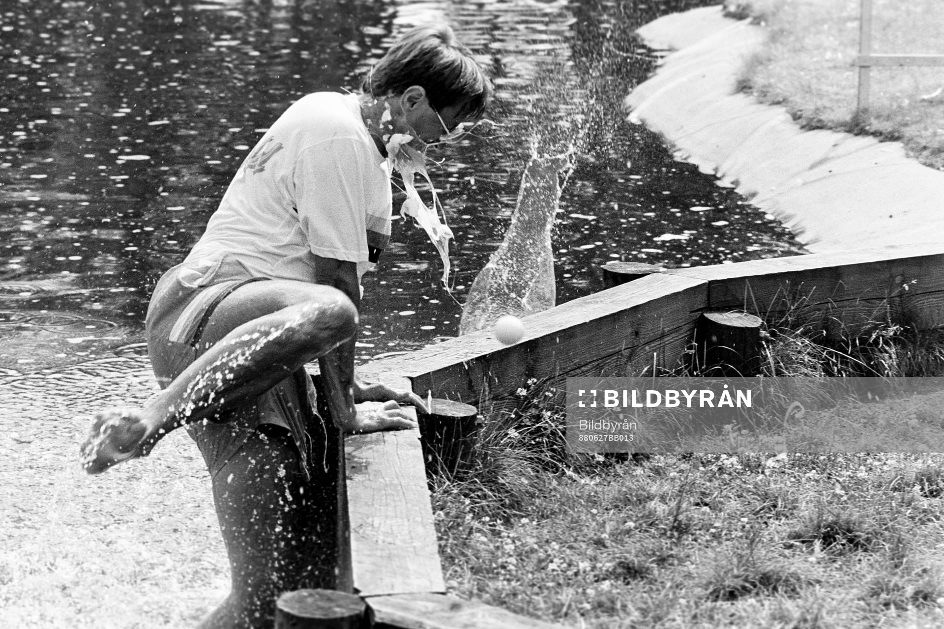Curt Lindström i hinderbanan