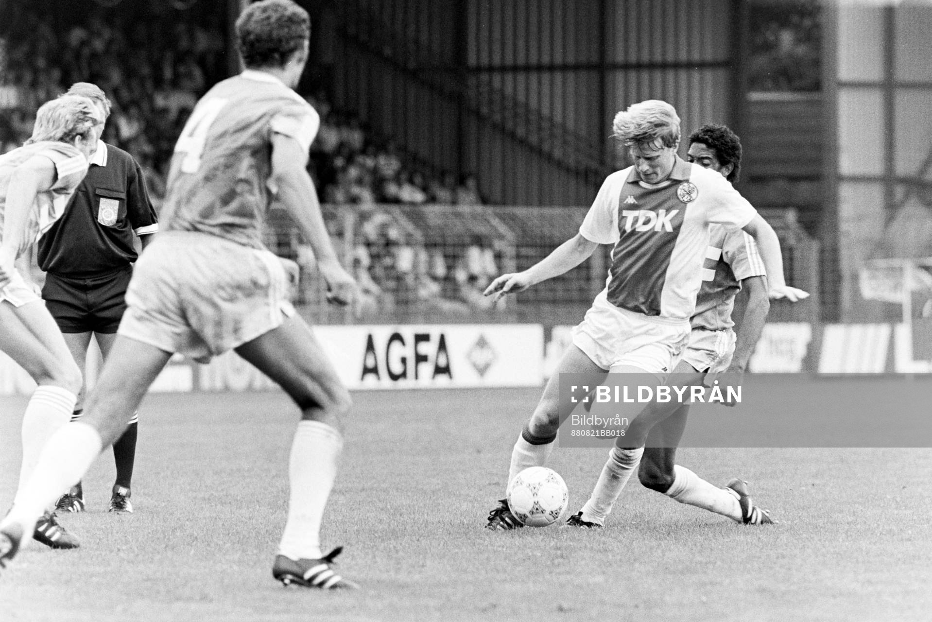 Stefan Pettersson, Ajax med bollen