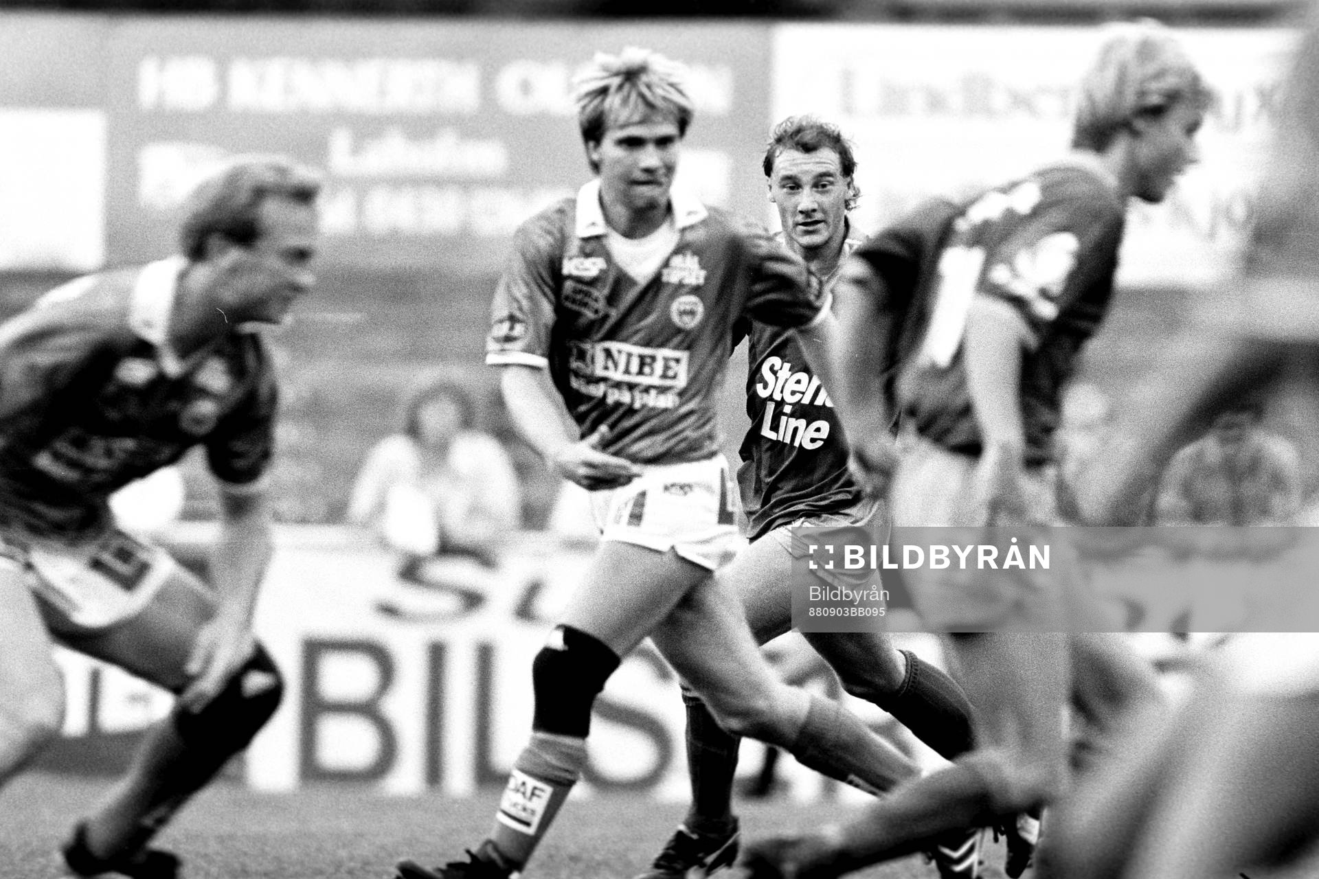 Stuart McManus, Örgryte i bakgrunden