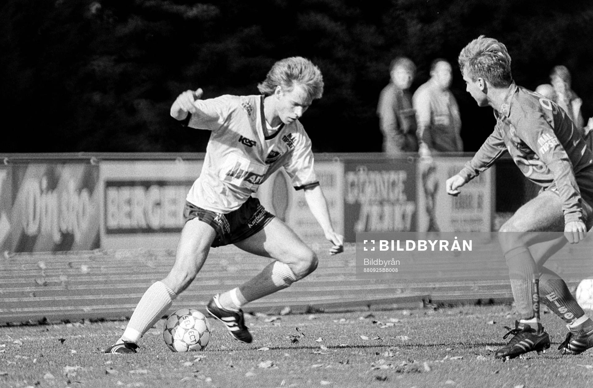 '880925 Fotboll, Div 1 södra, IFK Hässleholm - Elfsborg,