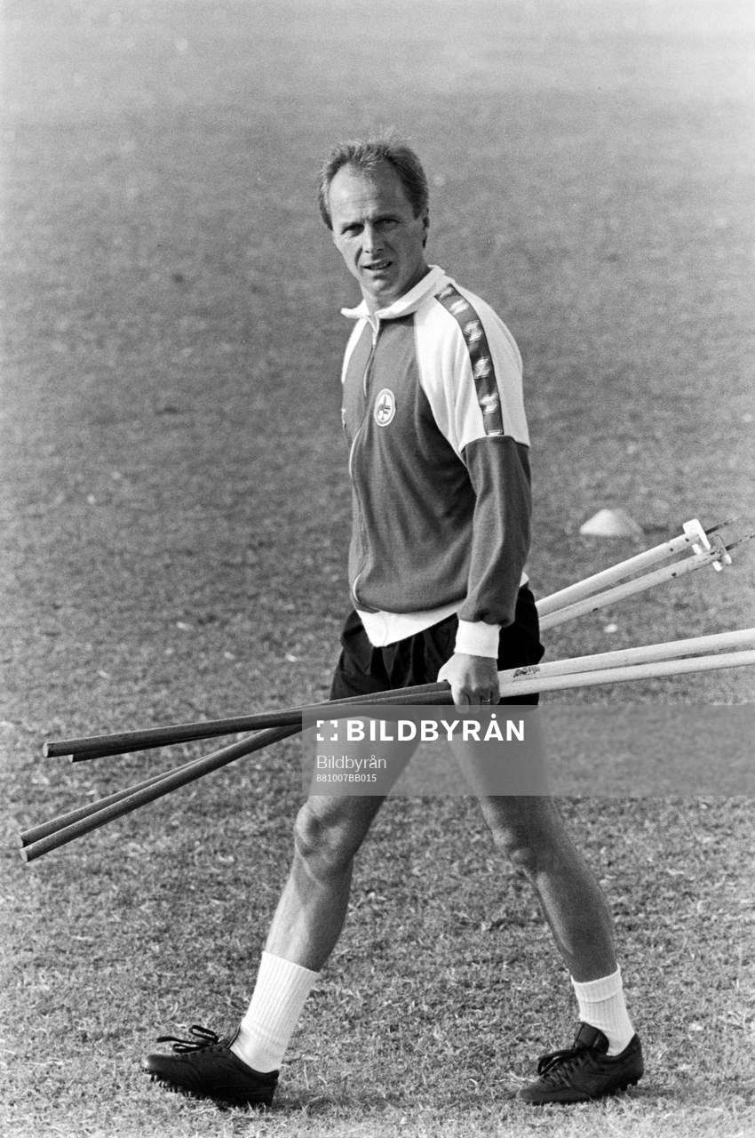 Sven-Göran Eriksson, tränare i Fiorentina