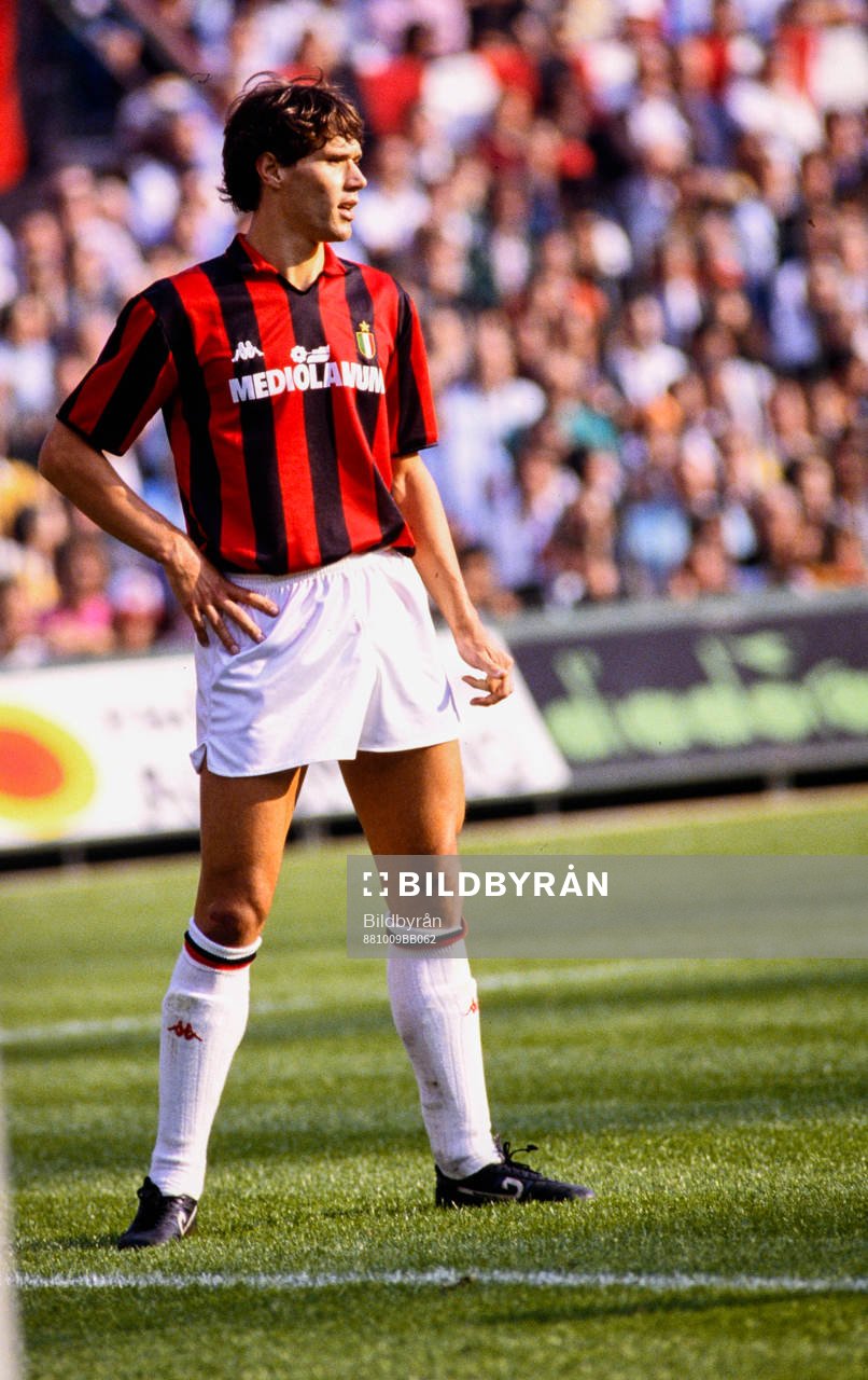 Marco van Basten, Milan