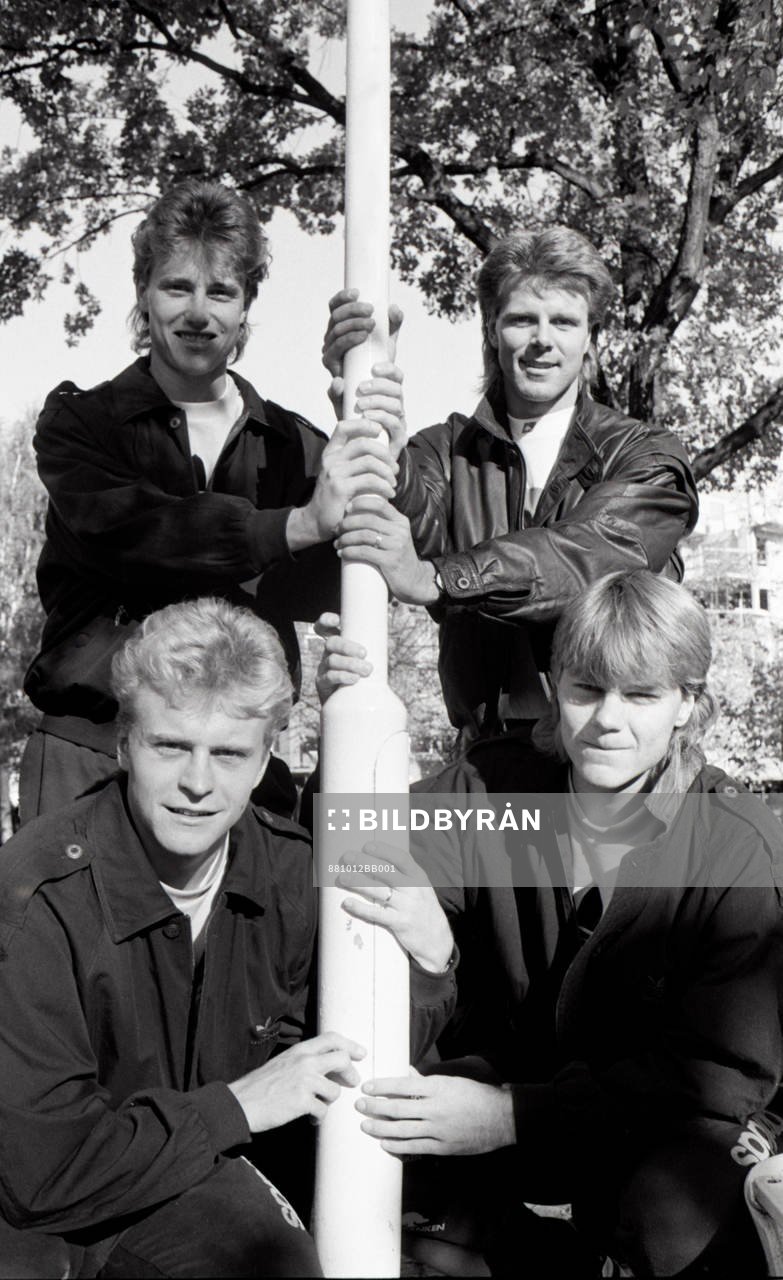 Bakre raden: Roger Ljung och Roland Nilsson