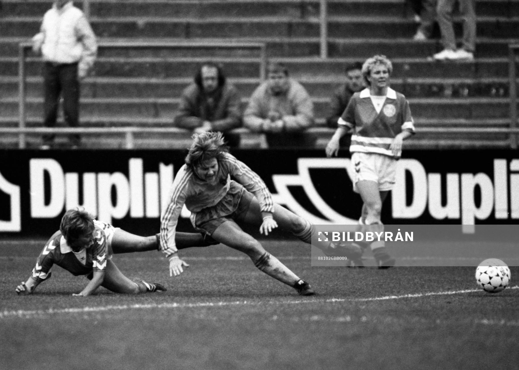 Pia Sundhage fälls