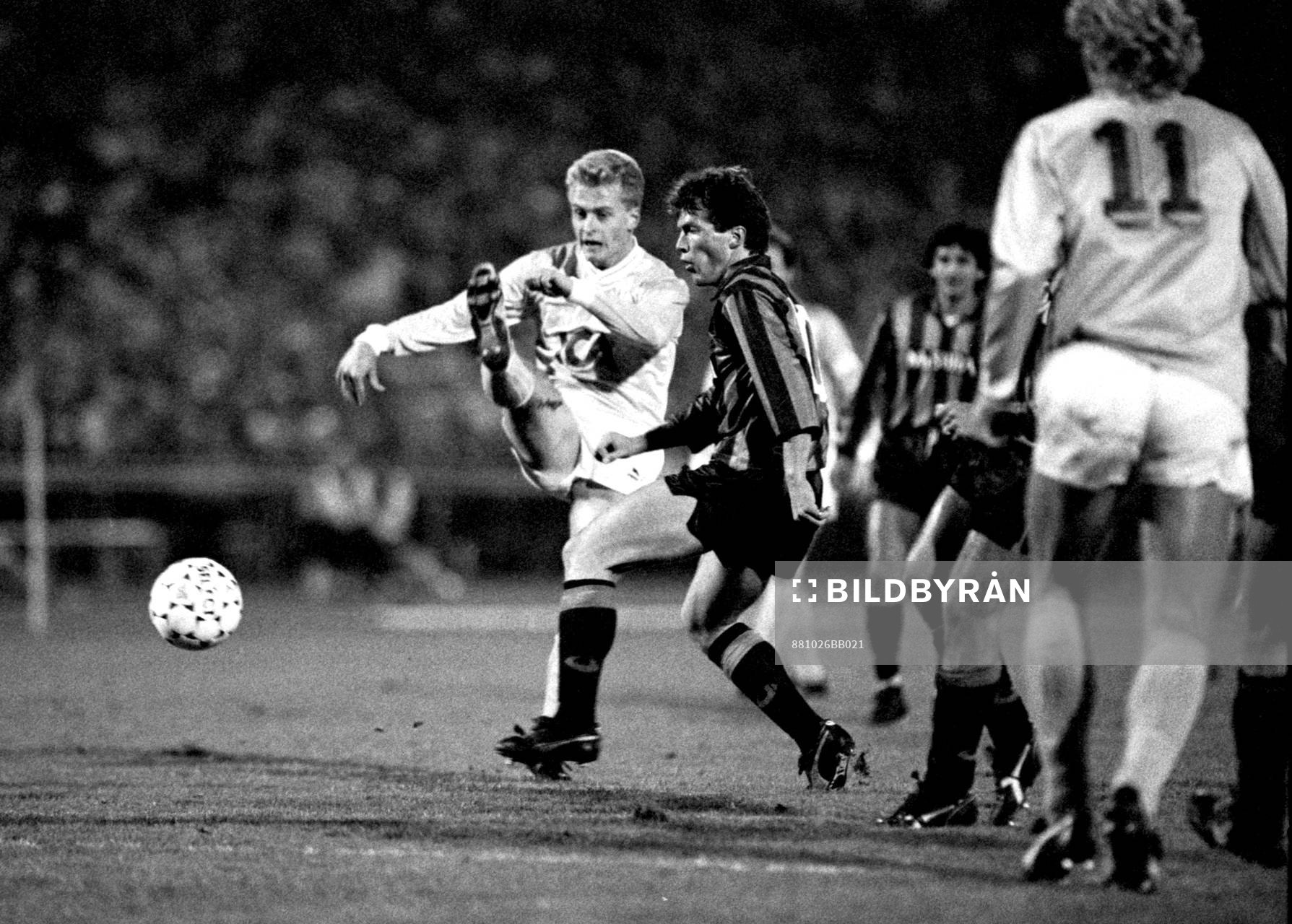  Malmös Jonas Thern i kamp med Lothar Matthäus, Inter