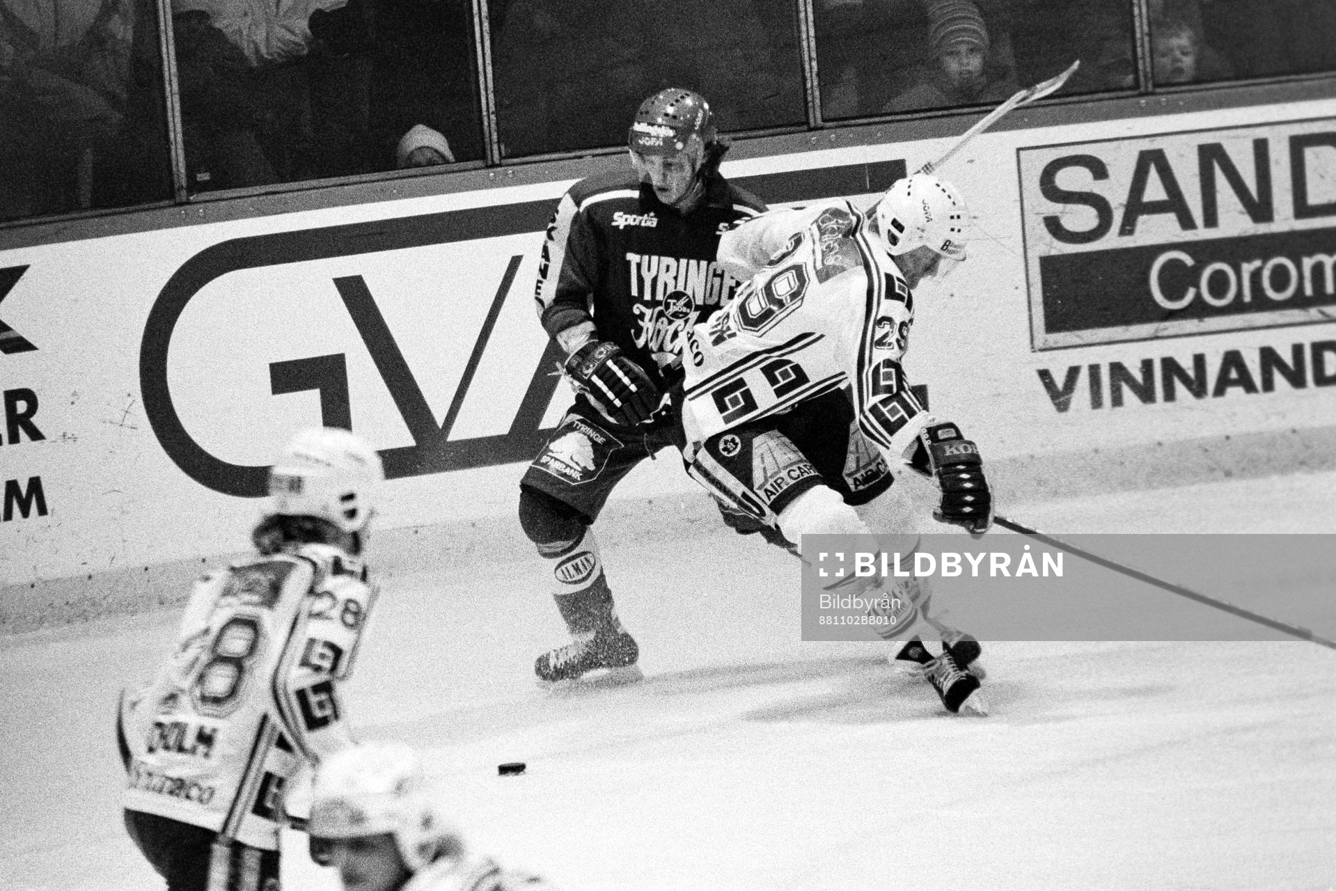Anders Jonsson, Rögle i kamp vid sargen