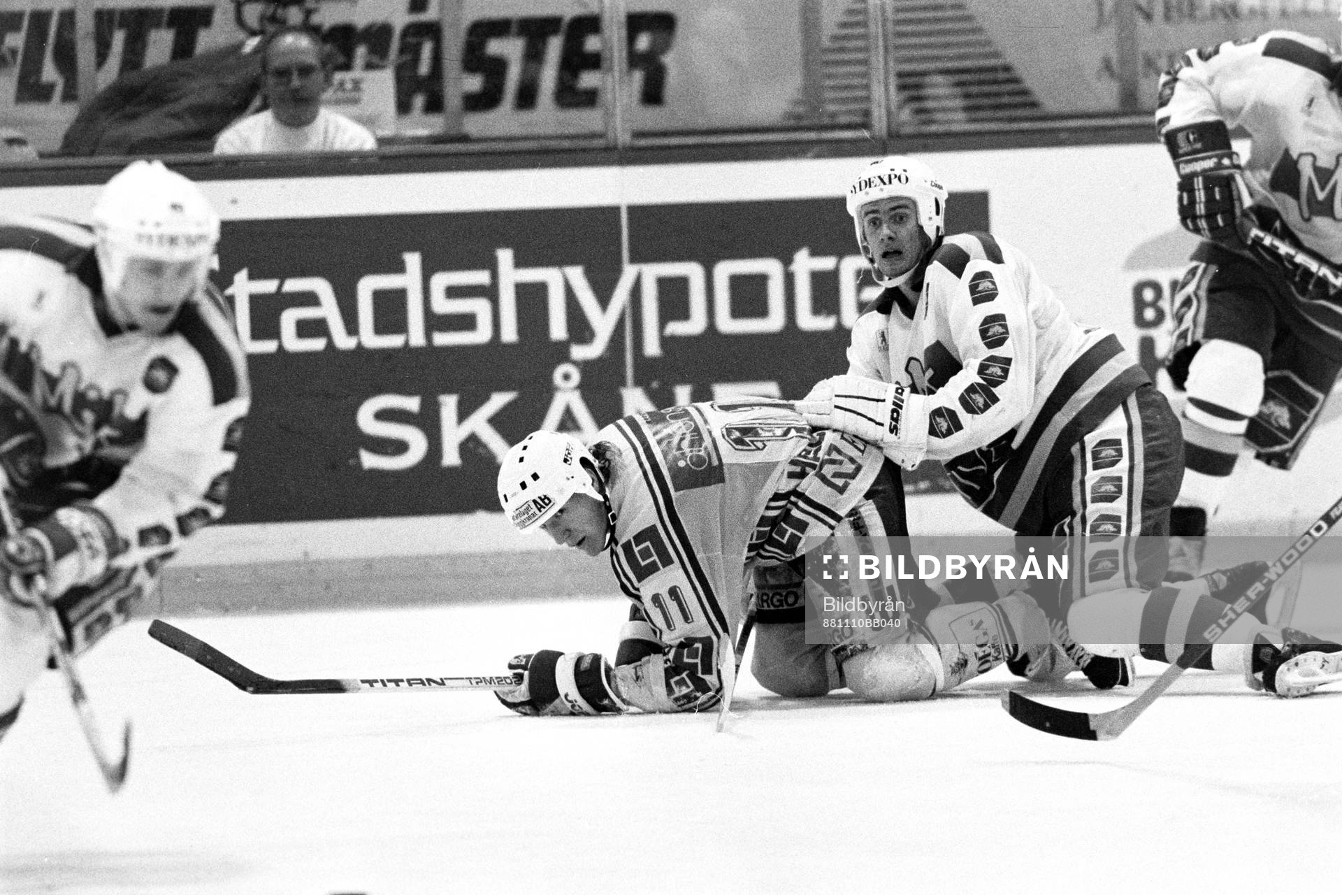 Len Hachborn, Rögle på knä