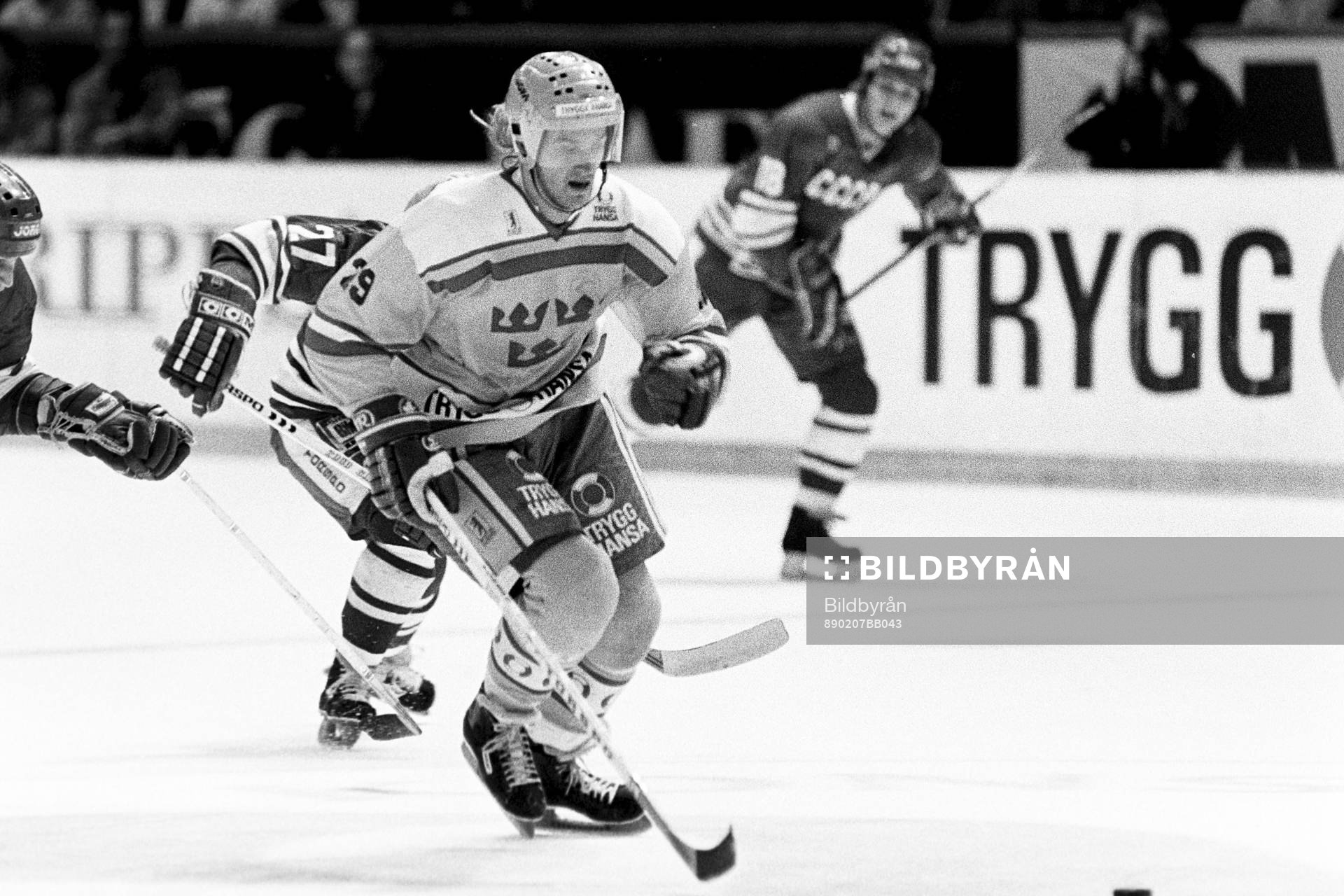 Kjell Dahlin, Sverige med pucken
