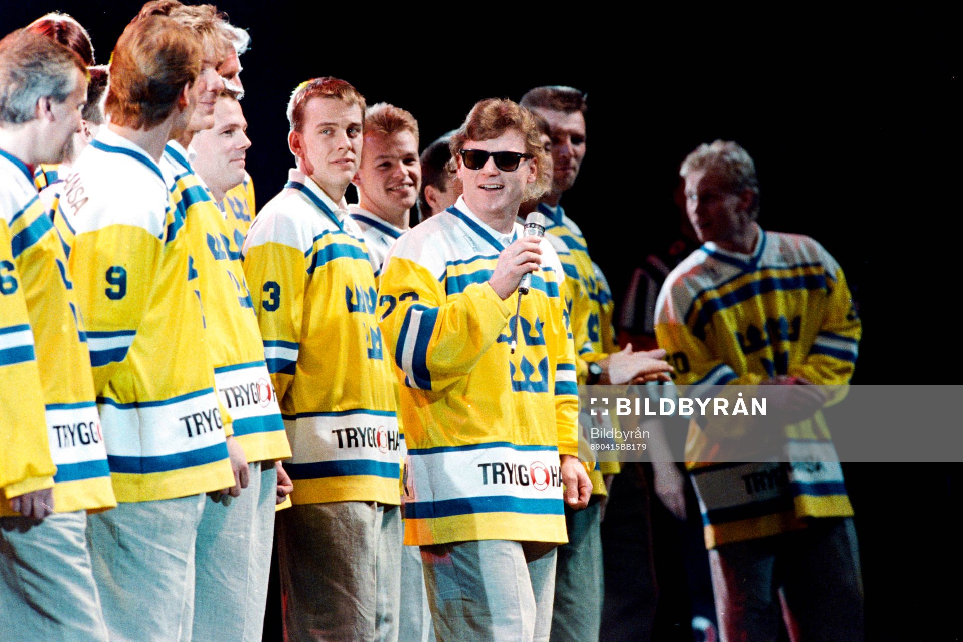 Håkan Södergren, Sverige leder VM-låten