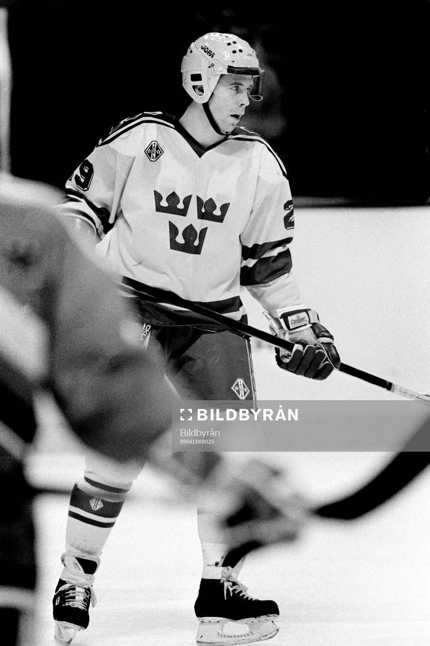 Ulf Dahlen, Sverige
