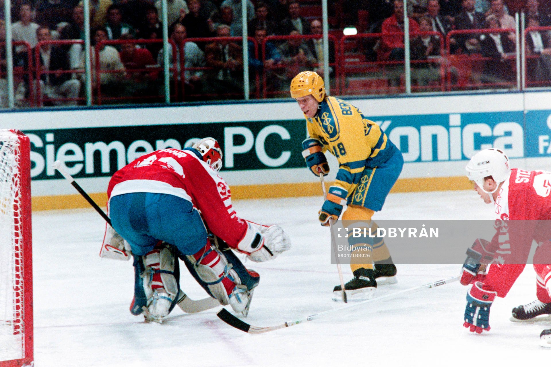 Jonas Bergqvist, Sverige fri med Grant Fuhr, målvakt i