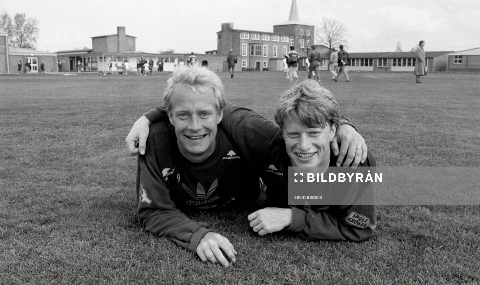 Mats Magnusson och Johnny Ekström, Sverige