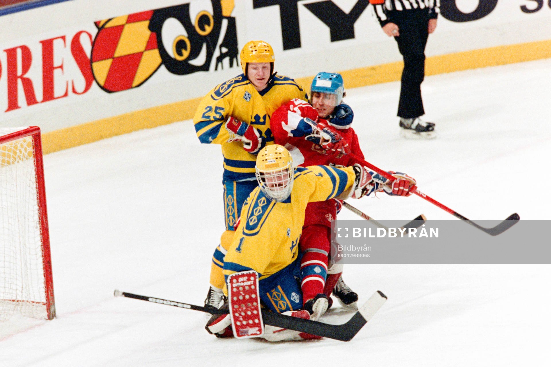 Jiri Kucera, Tjeckoslovakien mellan Peter Lindmark,