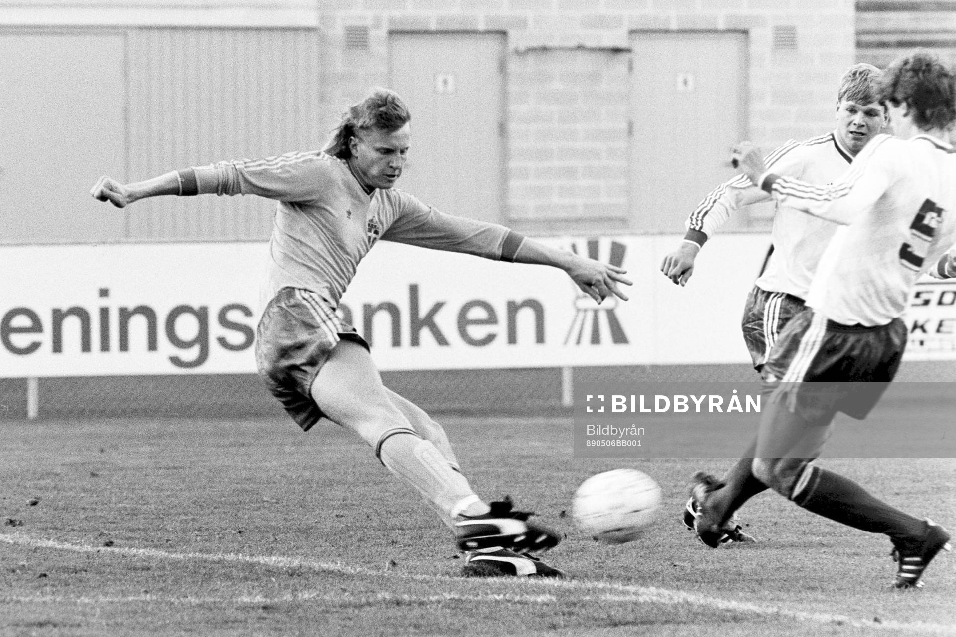 Kennet Andersson, Sverige i skottagen