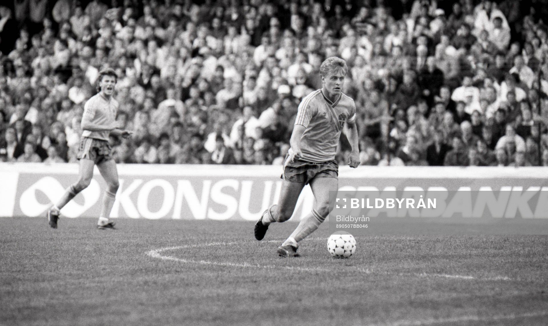 Jonas Thern, Sverige
