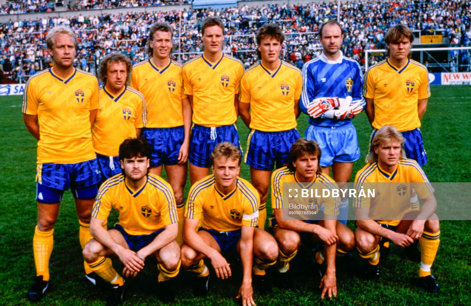 Övre raden fr v Mats Magnusson, Robert Prytz, Johnny