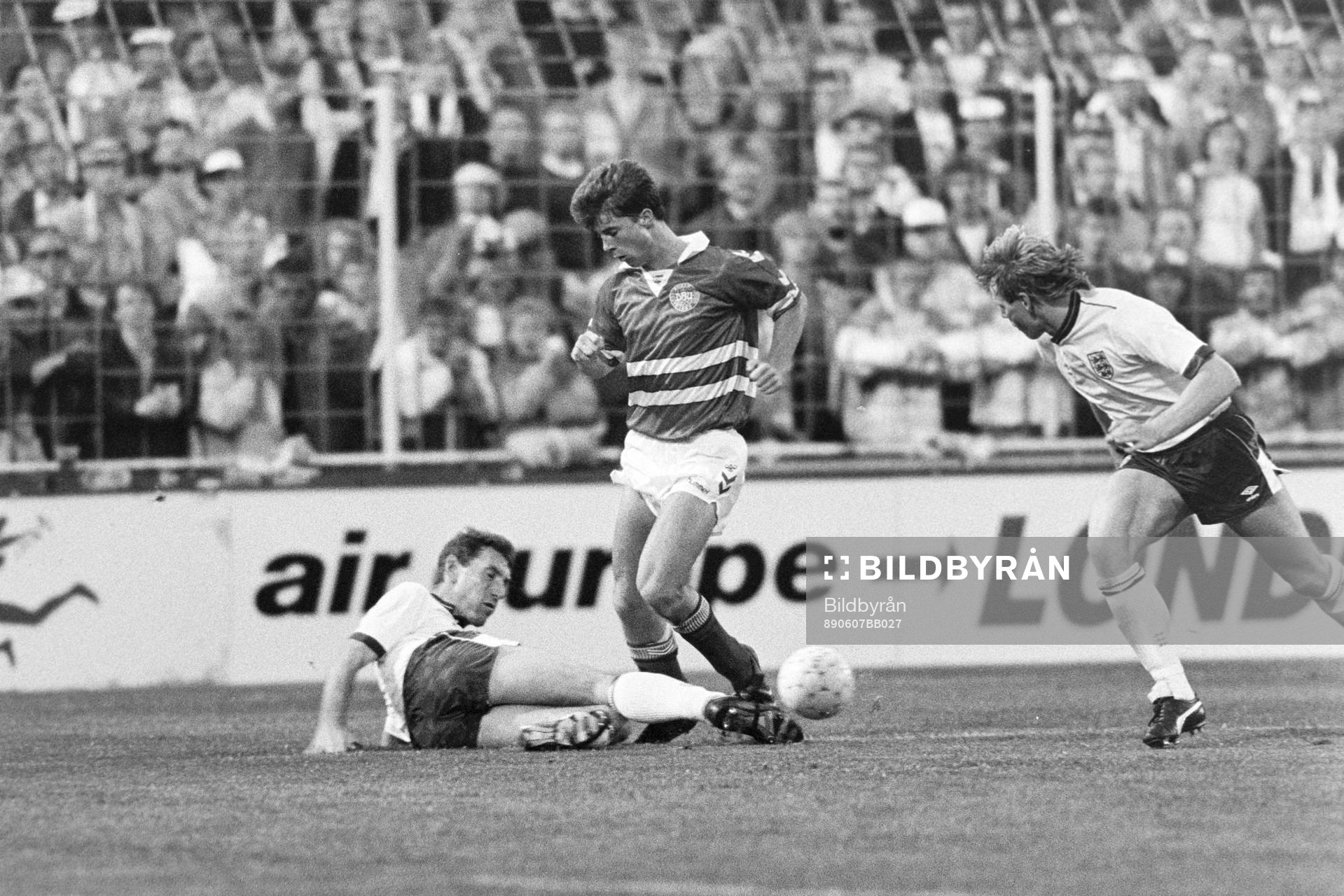 Fotboll, Danmark - England, 1-1: Brian Laudrup, Danmark.