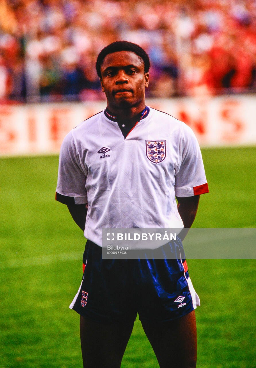 Englands Paul Parker. Football, Friendly, Denmark v