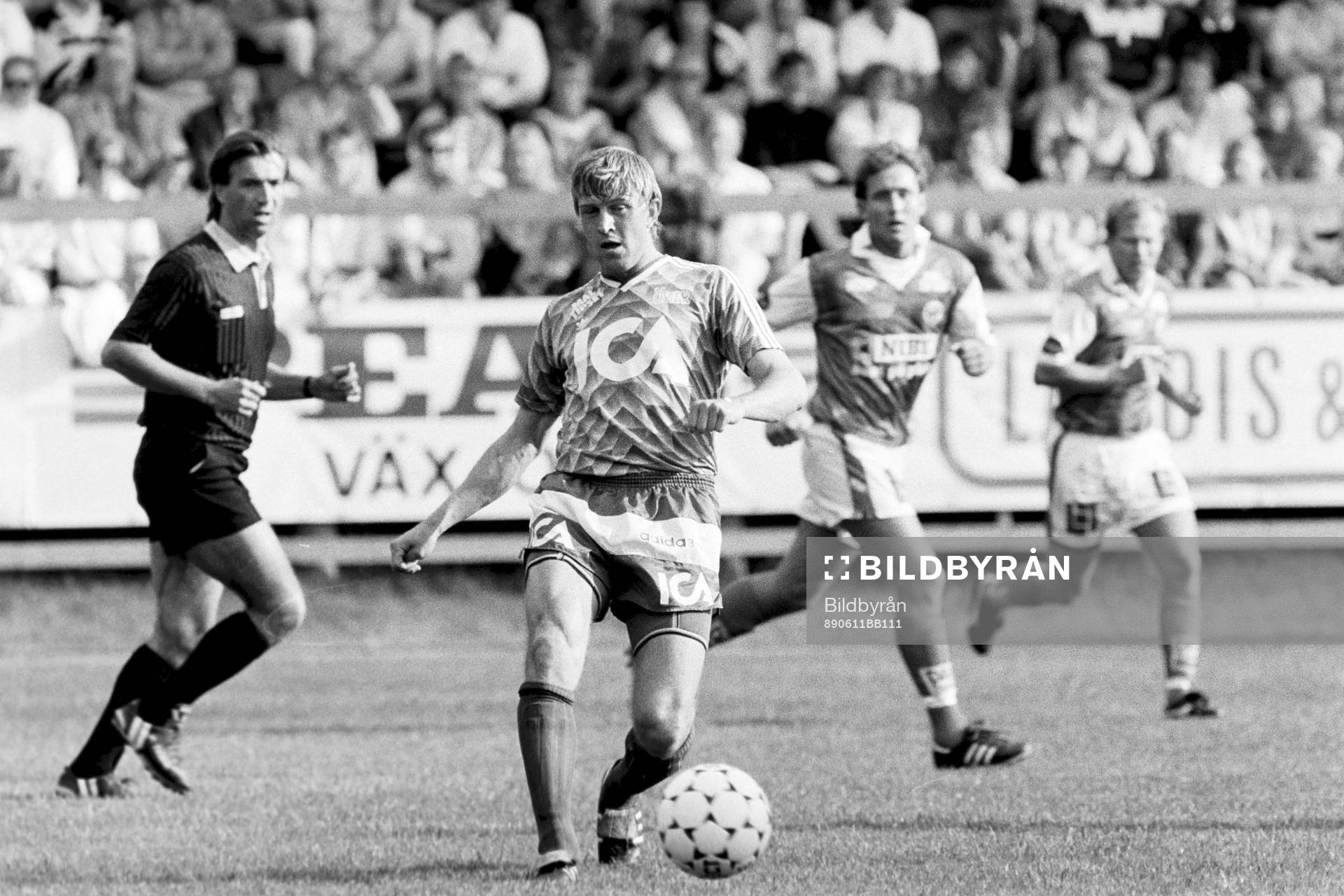 Fotboll, Div 1 Södra, Markaryd - Öster, 1-1: Sergej Prigoda, Öster.
