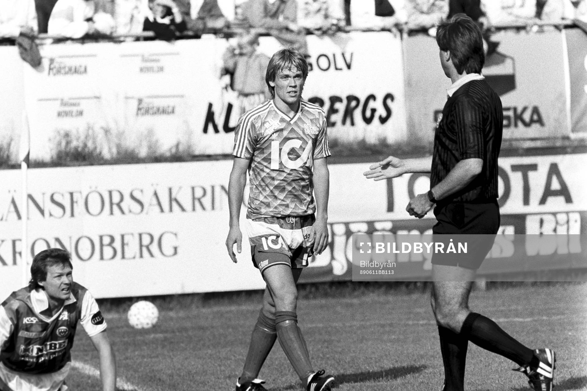 Fotboll, Div 1 Södra, Markaryd - Öster, 1-1: Mikael Svensson, Öster.