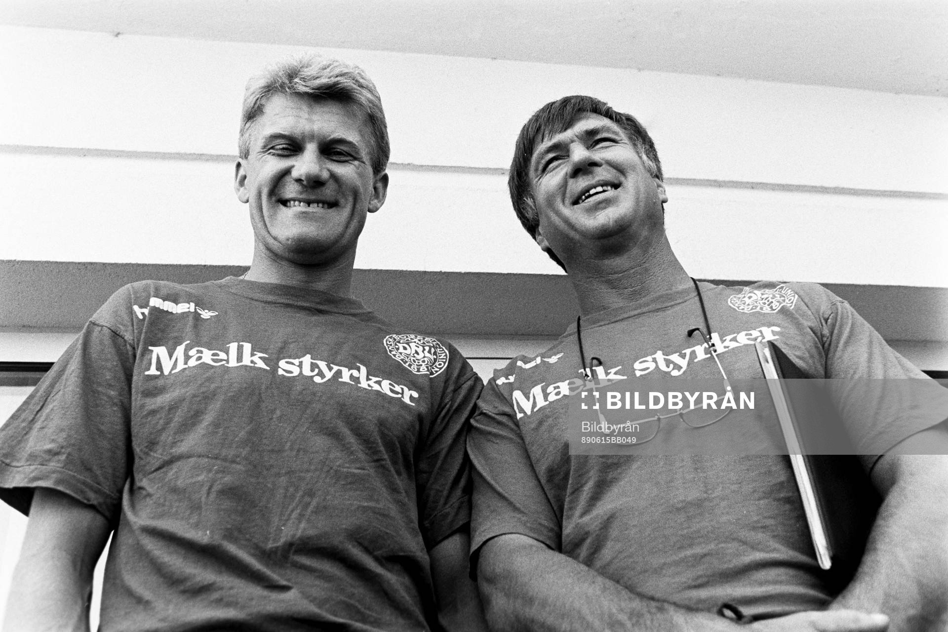 Morten Olsen, lagkapten och Sepp Piontek, förbundskapten