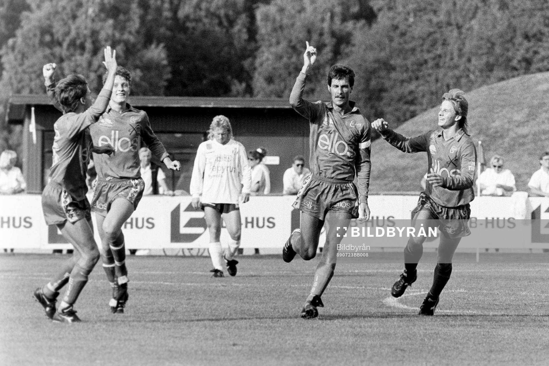 Elfsborgs Stefan Andreasson och Lennart Johansson jublar