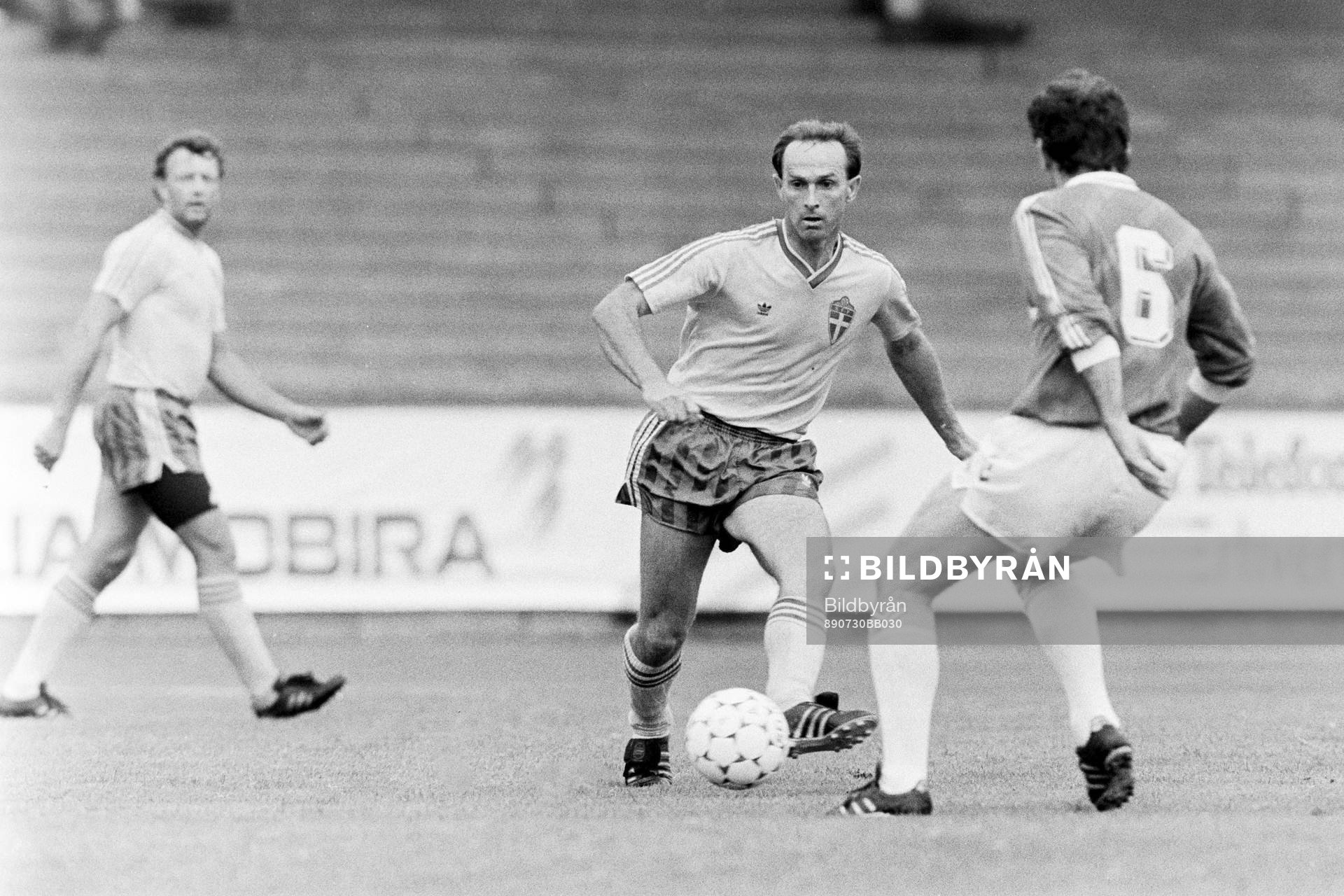 Sten Pålsson, Sverige med bollen