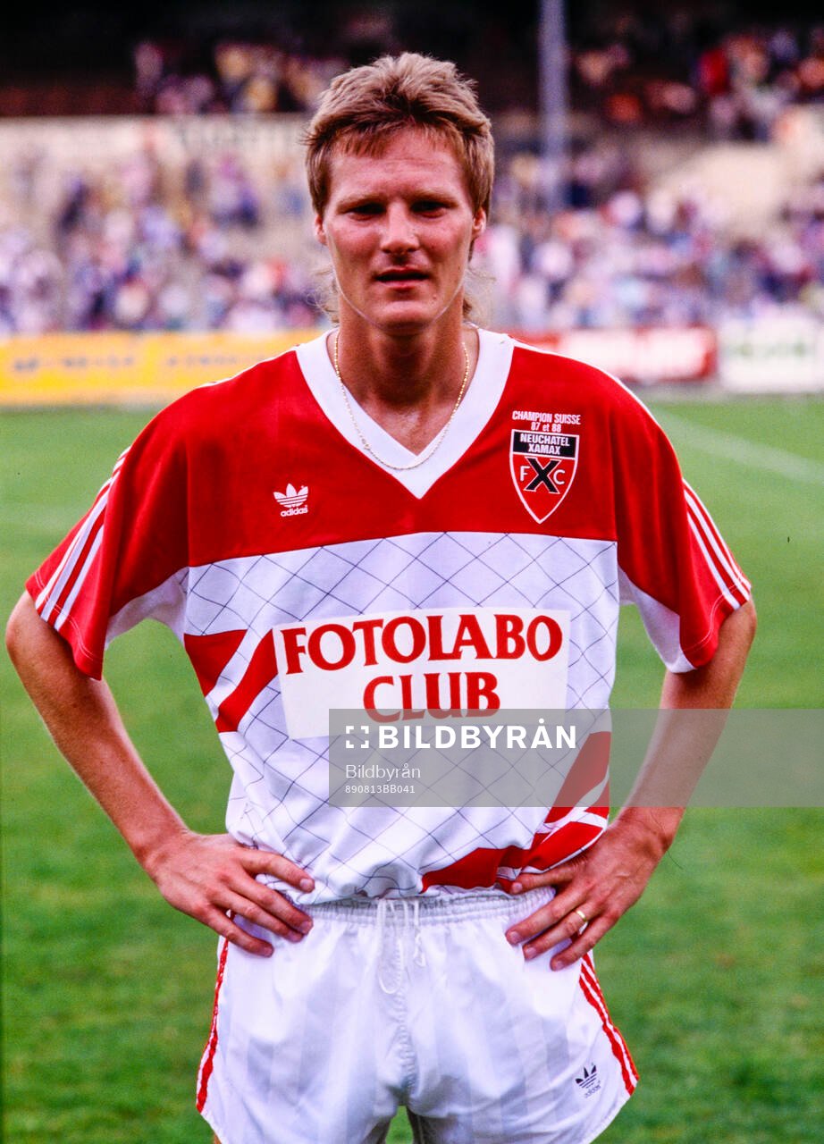 Peter Lönn. Football, Swiss League: Peter Lonn, Neuchatel