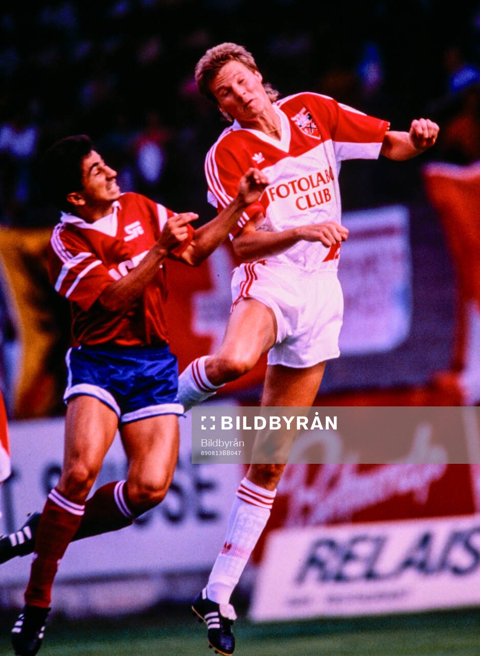 Peter Lönn. Football, Swiss League: Peter Lonn, Neuchatel