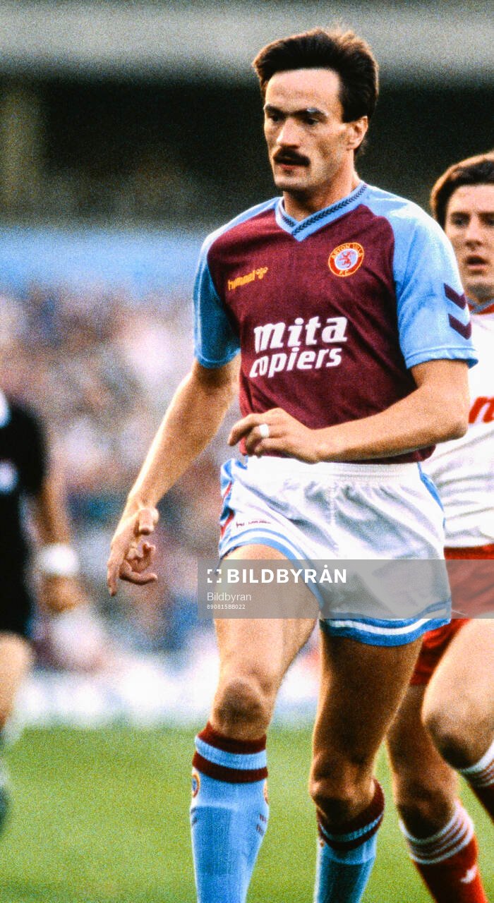 Football, English Football League First Division 1989-1990,