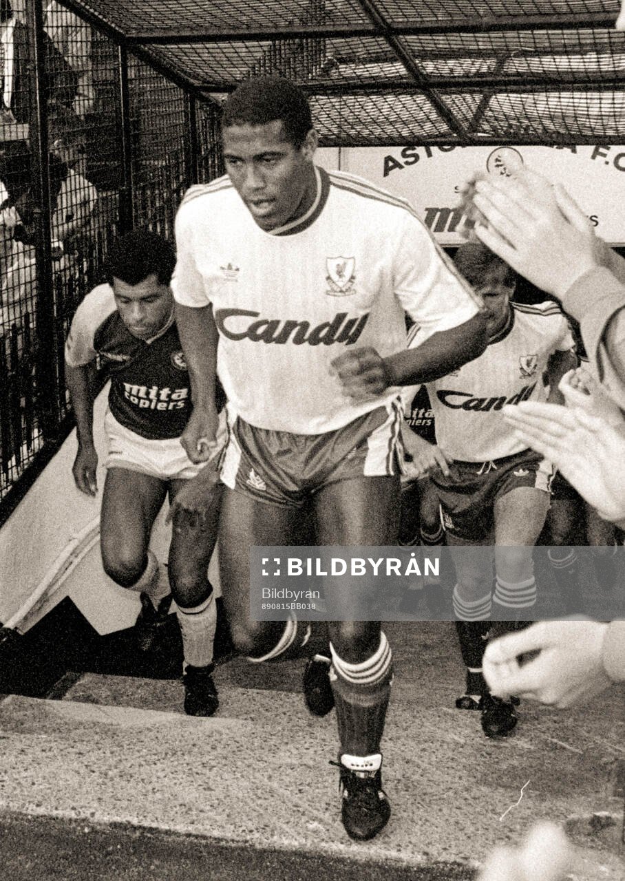 Football, English Football League First Division 1989-1990,