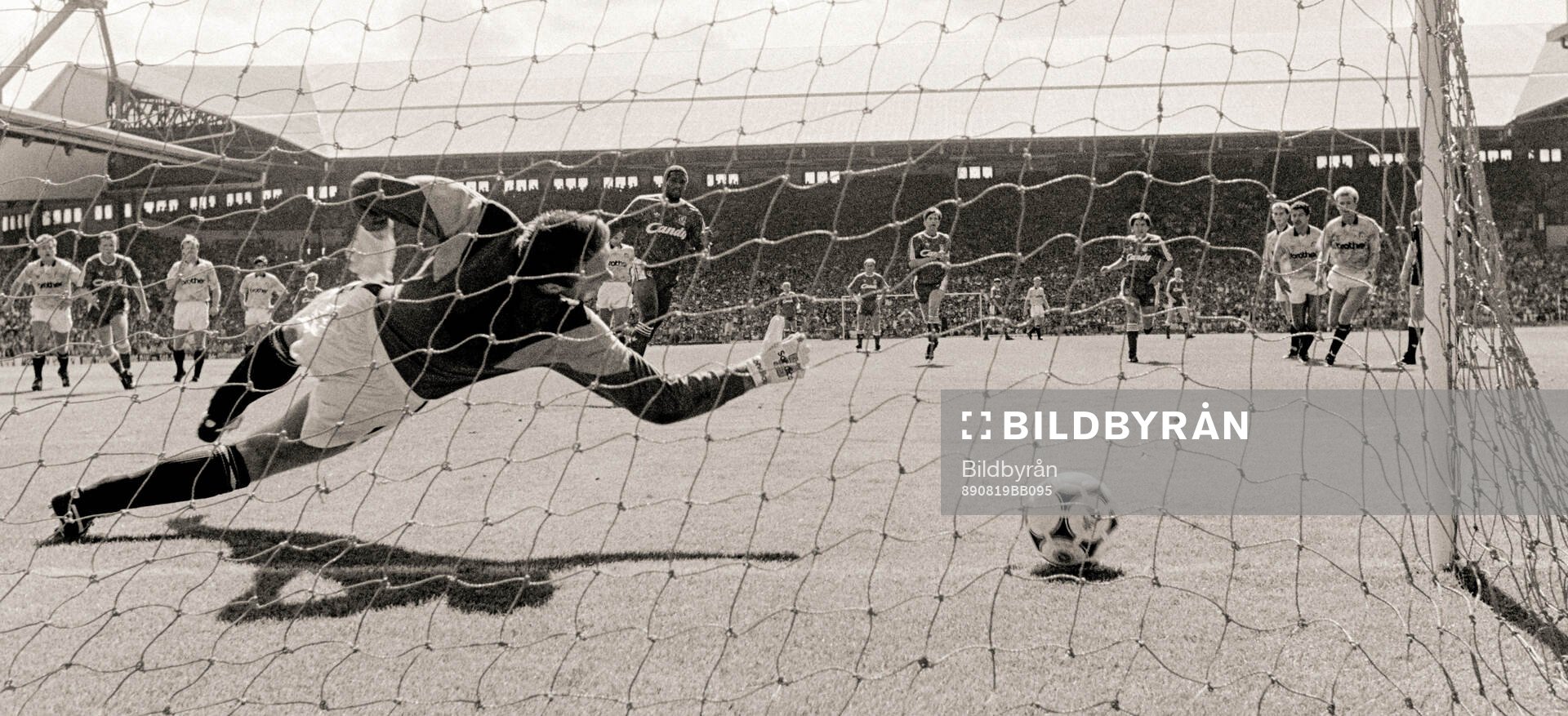 Football, Football League First Division, England