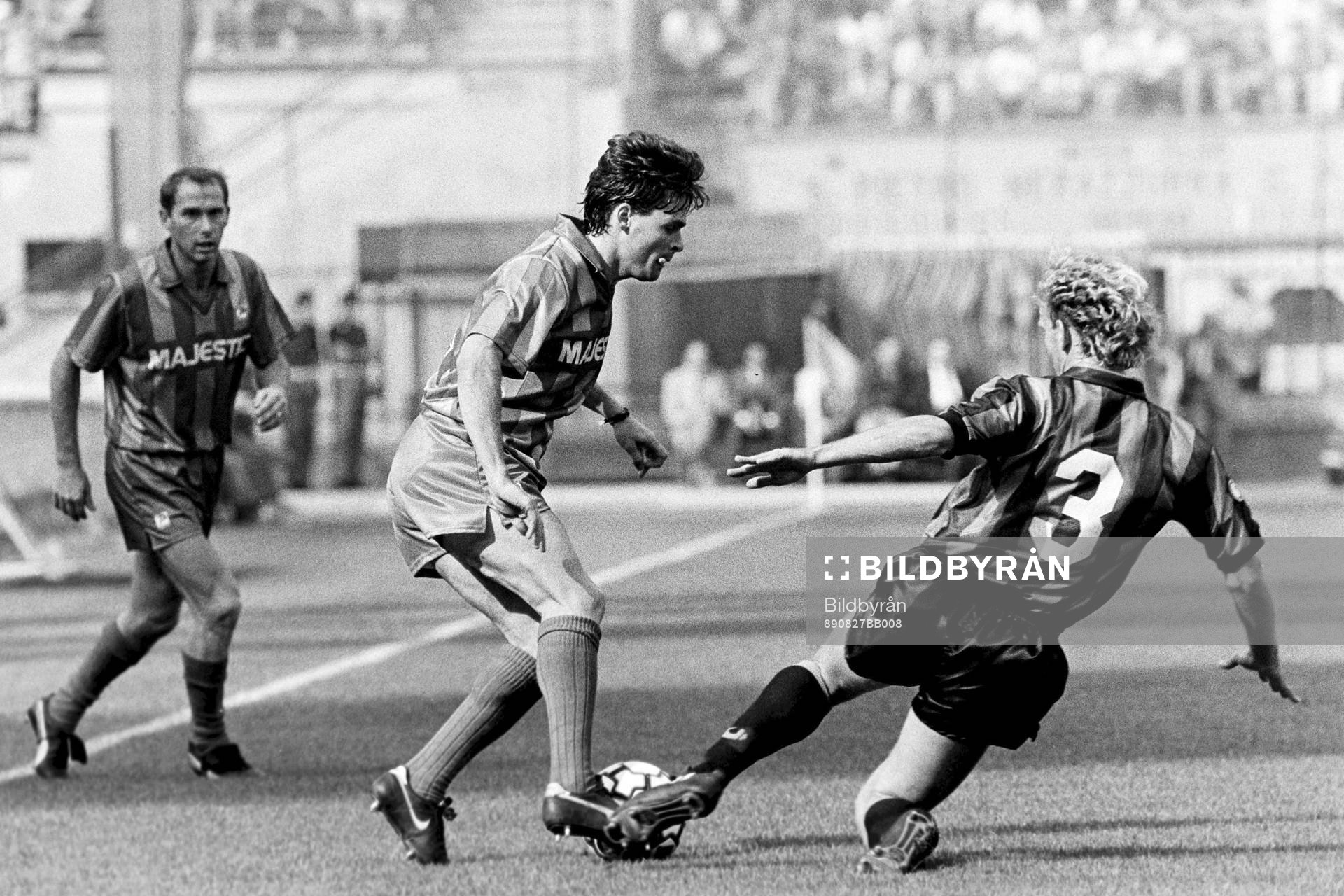 Anders Limpar, Cremonese, mot Inters Andreas Brehme