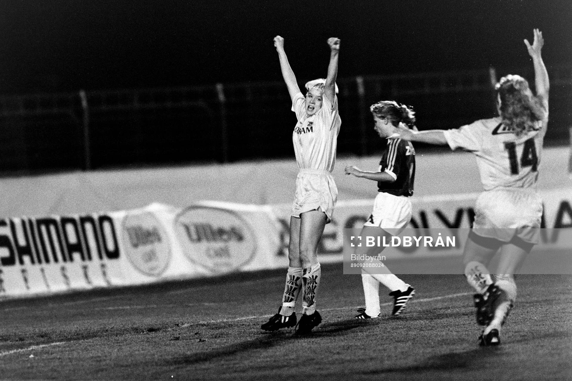 Fotboll, Damer, Folksam Cup, Final, Öxabäck - Jitex, 2-1: Åsa Persson, Öxabäck jublar efter att ha gjort 2-1.